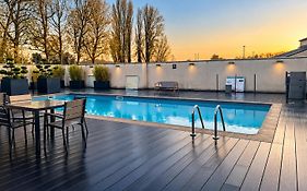 Golden Tulip Roissy Saint Witz